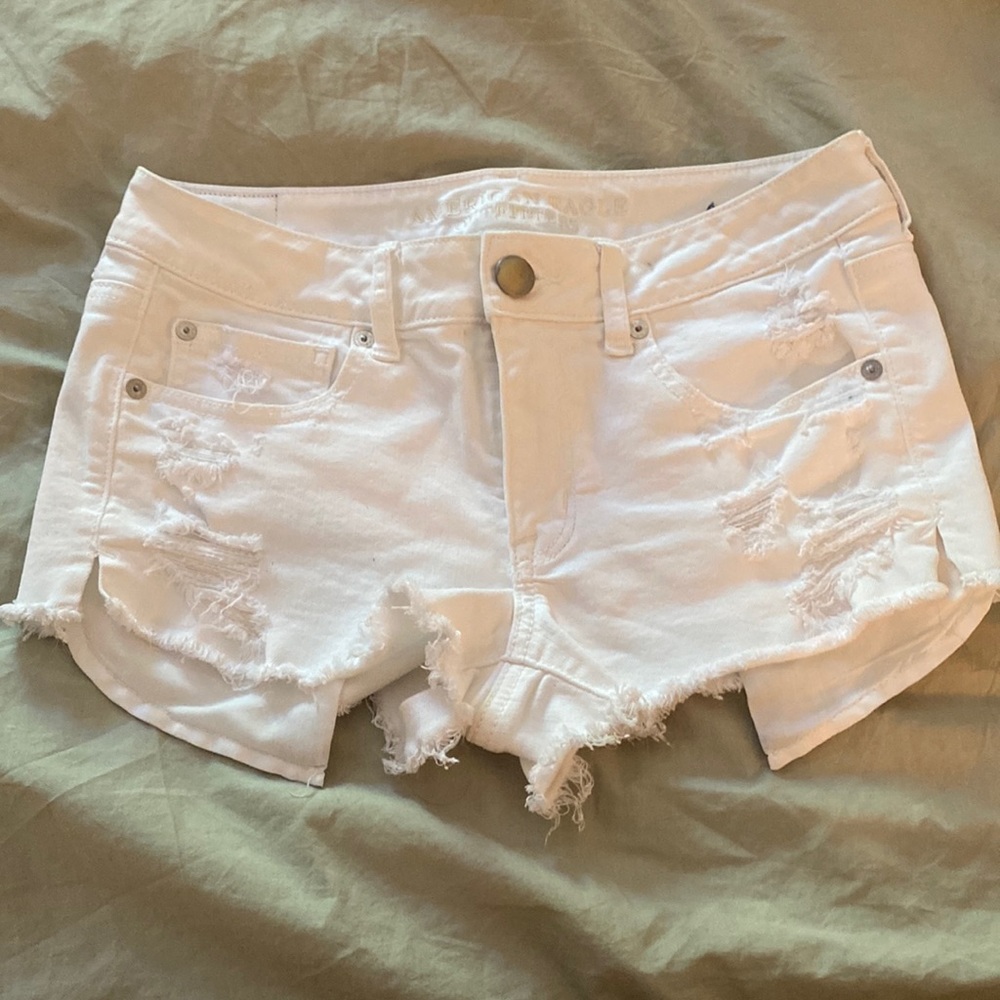 American Eagle size 8 white denim shorts